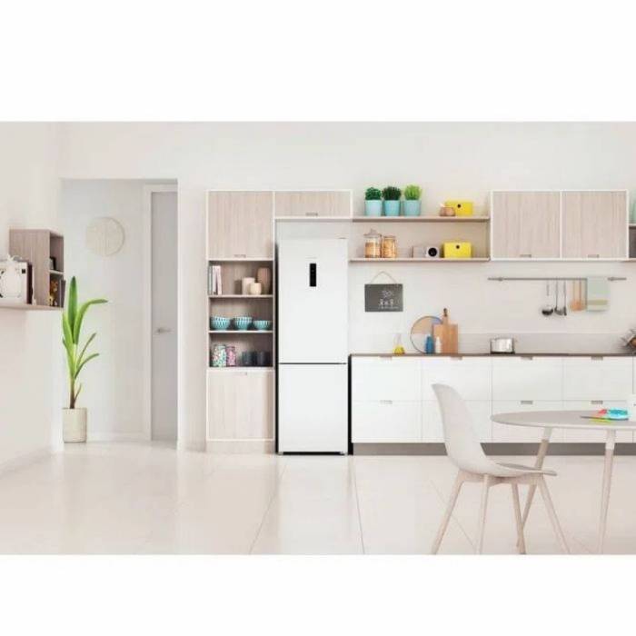 Холодильник Indesit ITR 5180 W