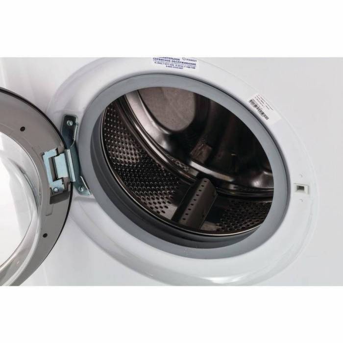 Стиральная машина Indesit EWSD 51031 BK - 5кг