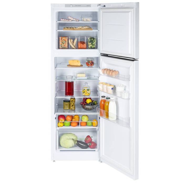 Бирюса 6139 — холодильная камера с 4 полками из стекла и пластика, 2 ящиками, автоматическое оттаивание, температура хранения 0–8 °C.