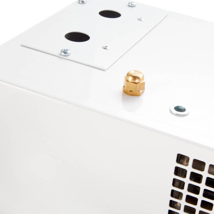 Ballu BHC-B15T06-PS — внешний роторный двигатель, ресурс 25 000 часов и уровень шума 52 дБ.