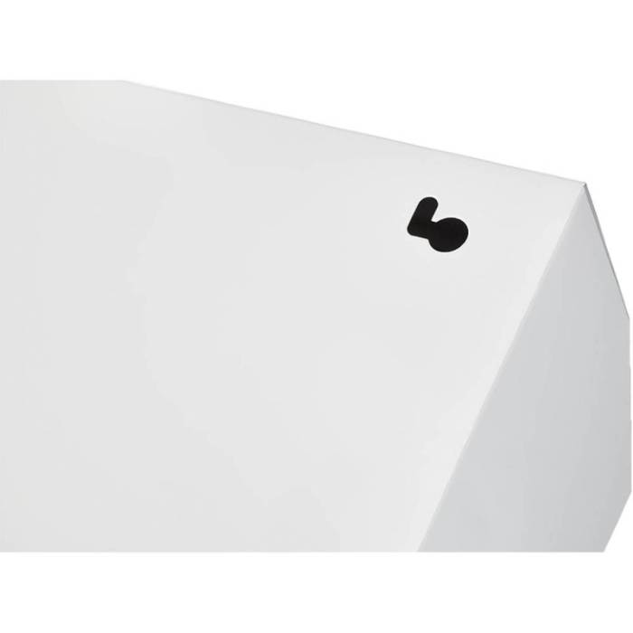 Ballu BHC-CE-3 — металлический корпус с глянцевым полимерным покрытием и антикоррозийной защитой