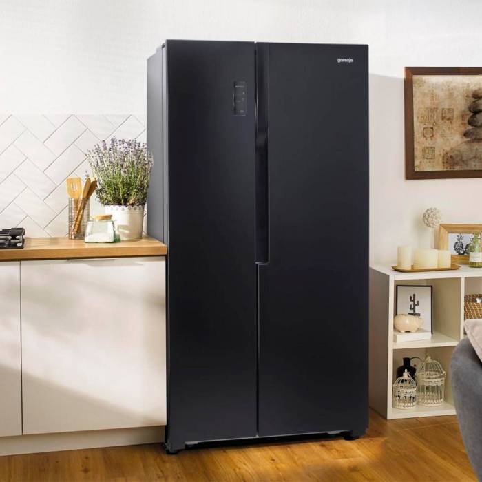 Gorenje NRS918EMB — 6 полок и 2 контейнера для овощей, удобно и функционально.