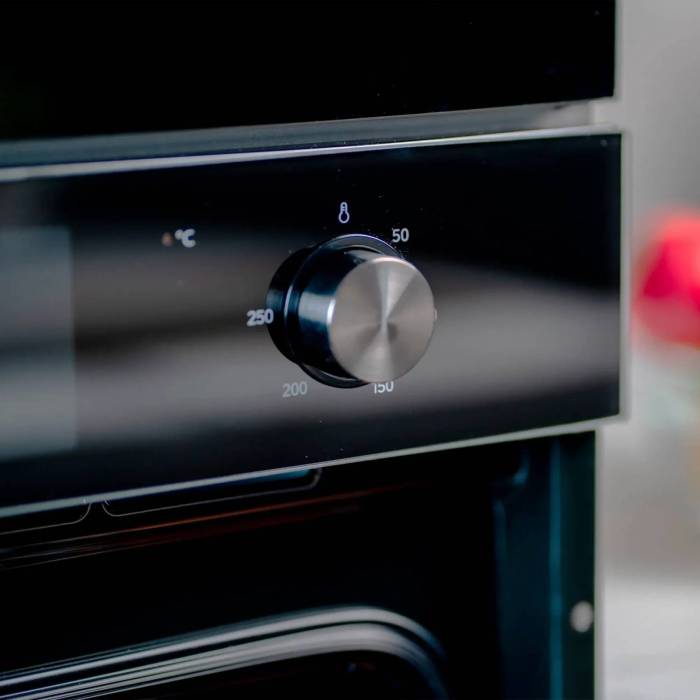 Встраиваемая духовка Midea MO72105GB — с утапливаемыми регуляторами, сенсорным дисплеем и блокировкой управления, заказать в Бишкеке