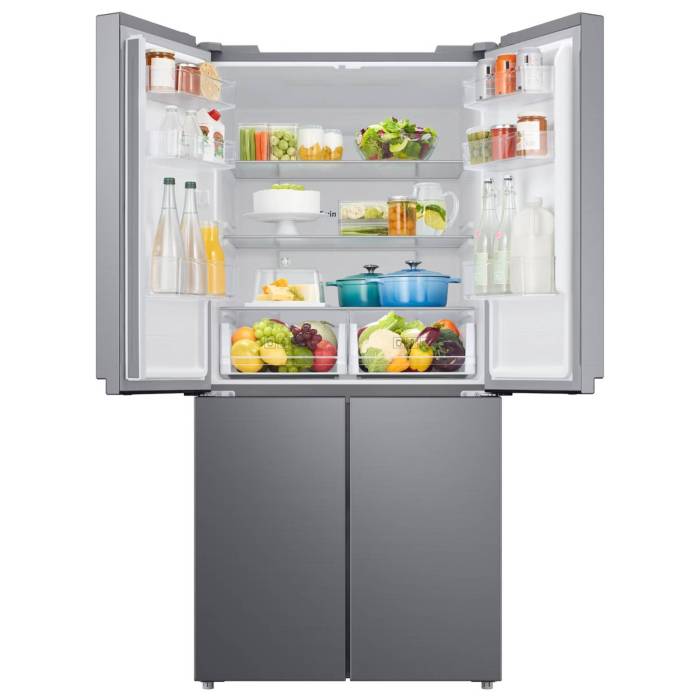 Samsung RF48A4000M9 — холодильное отделение: 3 стеклянные полки, 6 дверных карманов и 2 вместительных овощных контейнера