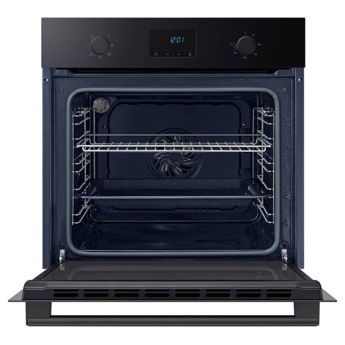 SAMSUNG NV68A1110BB/WT — система конвекции 1800 Вт обеспечивает равномерное распределение тепла, купить в Бишкеке