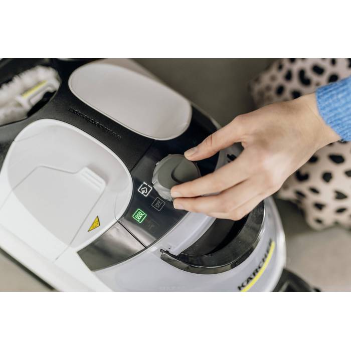SC 5 EasyFix Iron — паровой утюг с экономией времени до 50 %, идеален для гладкой и быстрой глажки