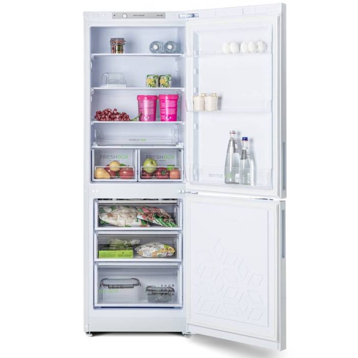 Бирюса 6133 — холодильная камера с 4 полками из стекла и пластика, 2 ящиками, автоматическое оттаивание, температура хранения 0–8 °C.