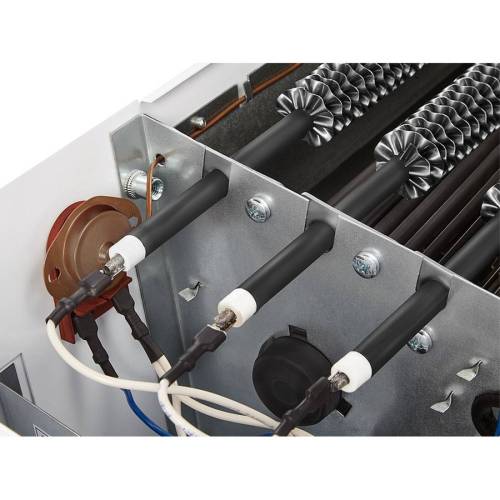 Ballu BHC-B10T06-PS — производительность 1100 м³/ч, подходит для проёмов до 1 м и высоты установки до 3 м