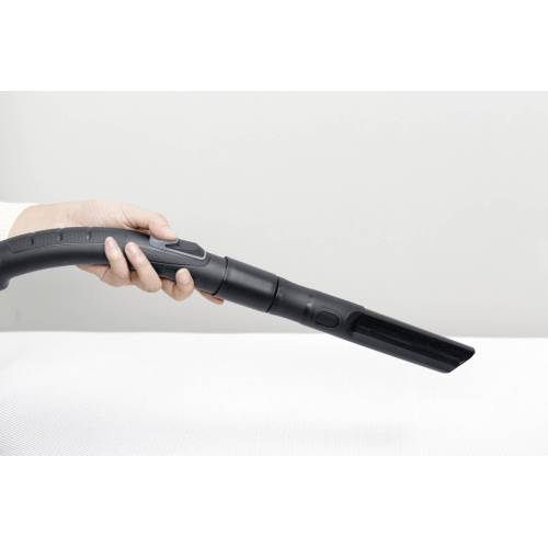 KARCHER VC 2 — идеально для узких щелей, углов и труднодоступных мест