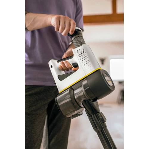 KARCHER VC 4 — аккумулятор литий-ионный 21,6 В, емкость 2,5 Ач, работа в обычном режиме 30 минут