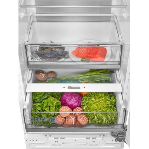 Холодильник встраиваемый Midea MDRE416FGE01M