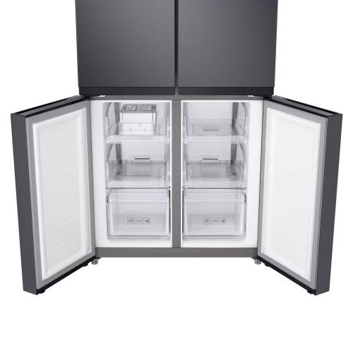 Samsung RF48A4000B4 — морозильное отделение включает 4 полки, 2 выдвижных ящика и льдогенератор Twist Ice Maker