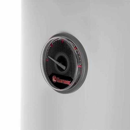 Габариты бойлера — 722×365×378 мм, вес 16.8 кг. Компактный корпус, удобен для настенного размещения