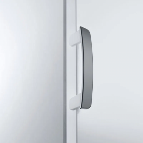Вертикальный морозильник Indesit ITU 1150